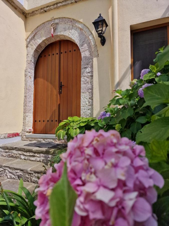 Palorto Traditional Hotel Gjirokastër Extérieur photo