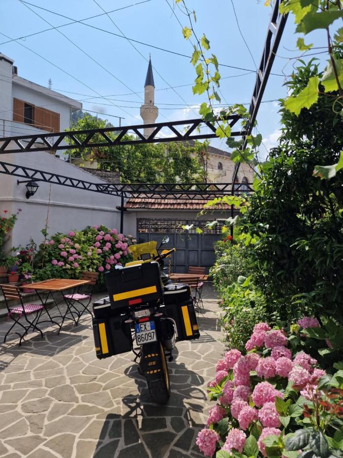 Palorto Traditional Hotel Gjirokastër Extérieur photo